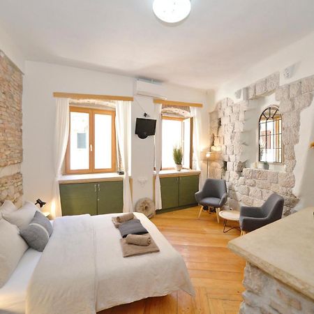 Charming Apartment In Котор Экстерьер фото