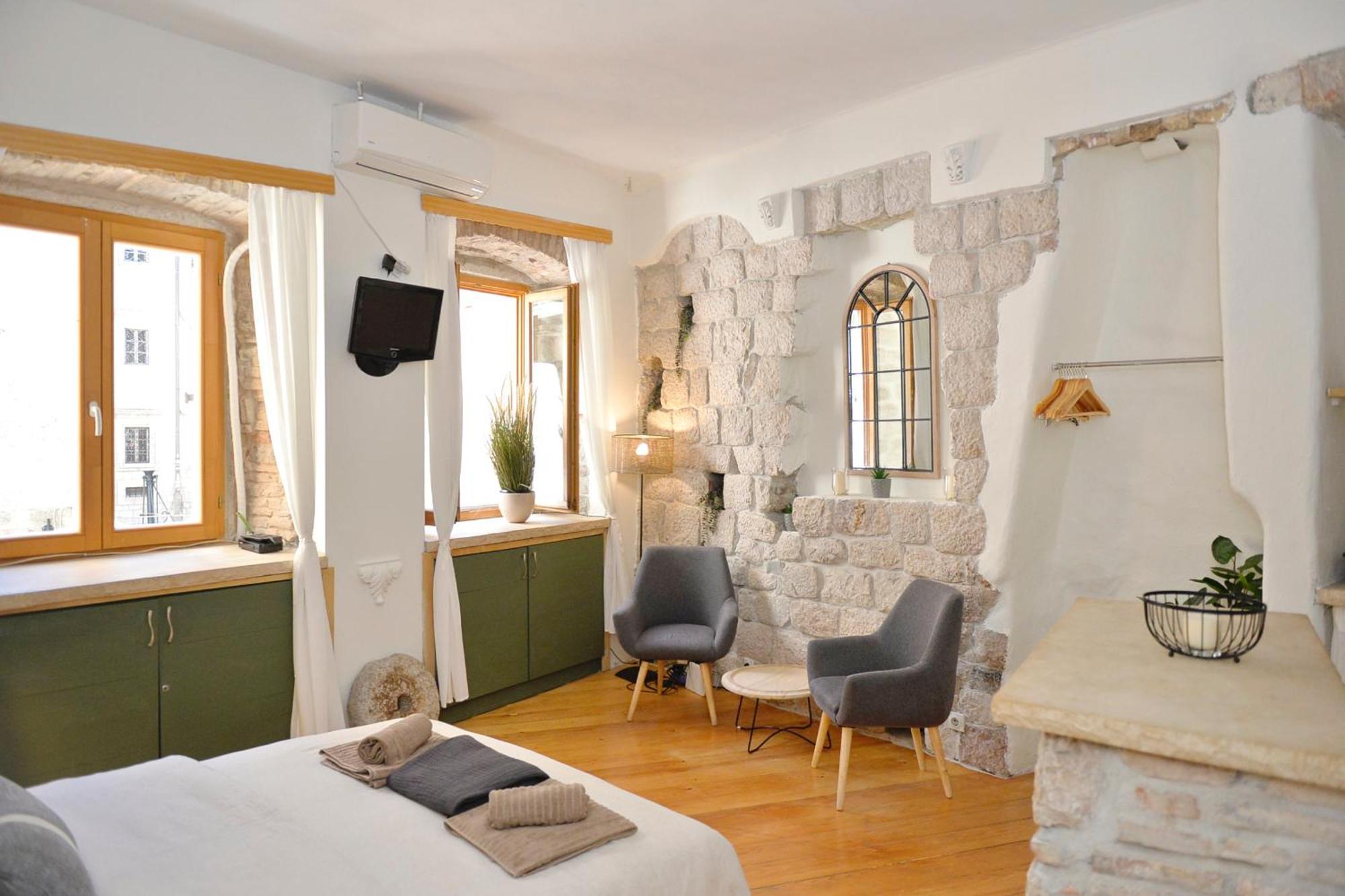 Charming Apartment In Котор Экстерьер фото